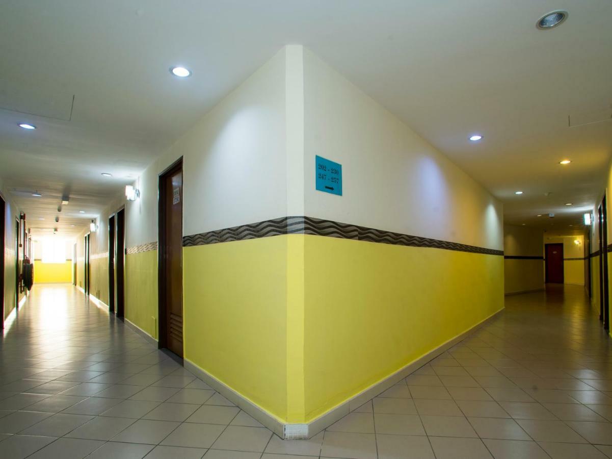 Oyo 982 Hotel Sk Kajang Buitenkant foto